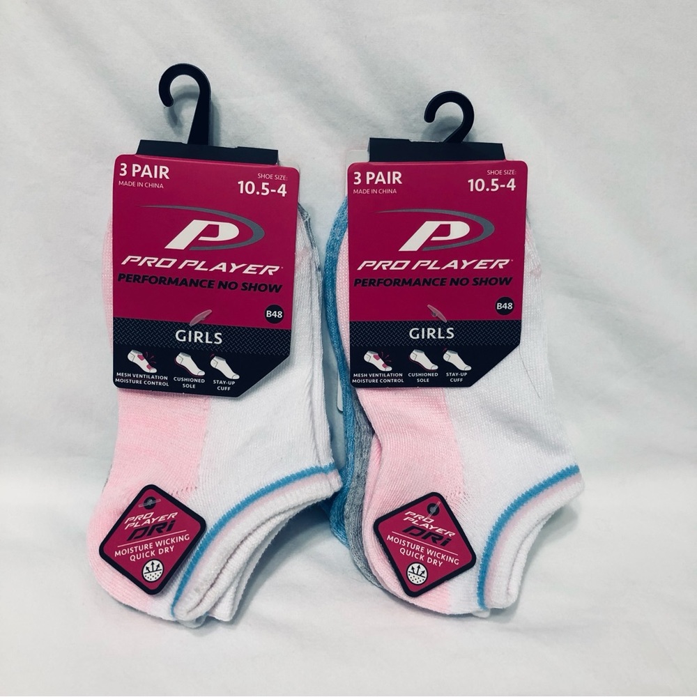 2PK 3pieces  Girl’s Performance No Show Socks pink blue gray.size 10.5-4